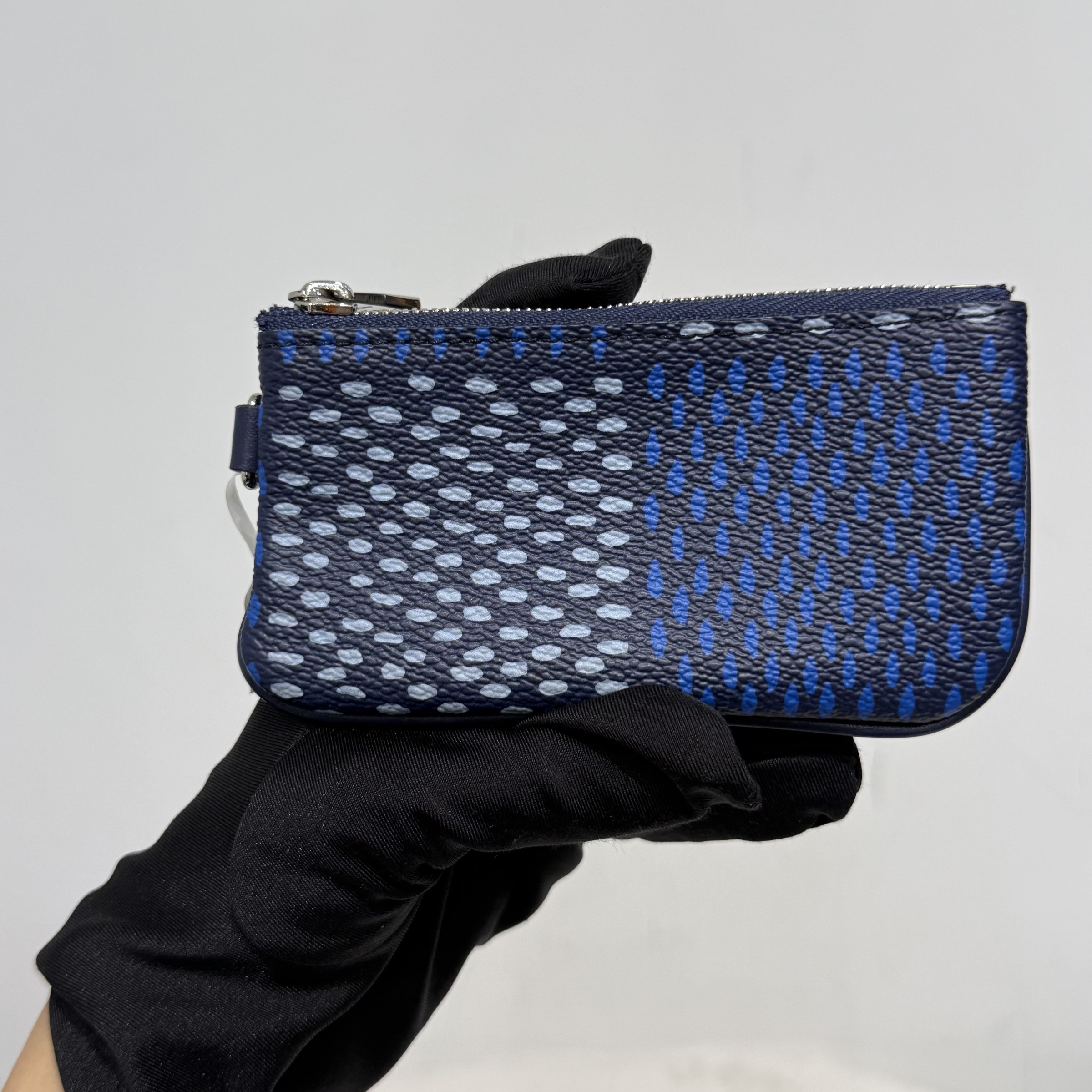 image_E7E7D6D8-F824-4326-95C4-3F5AB6A72E63_1766053794