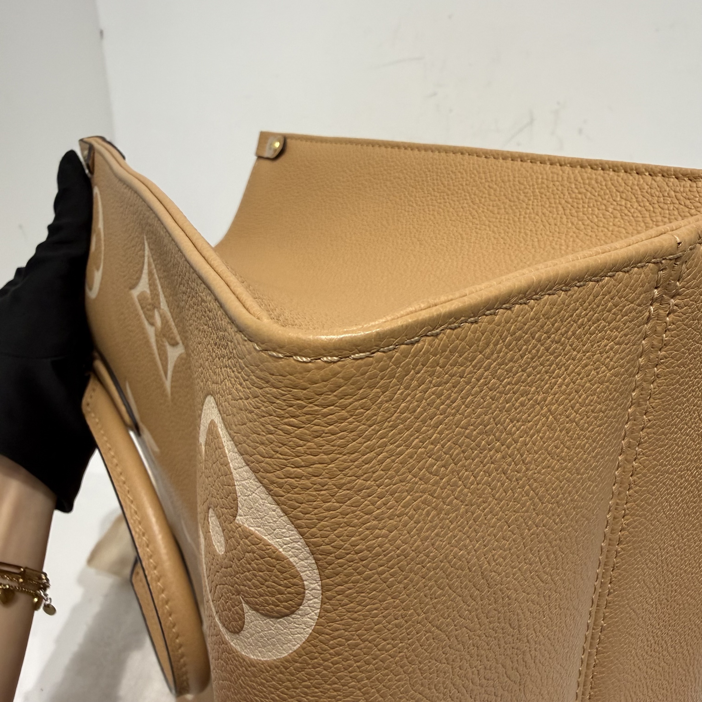 image_0B7E4712-5912-438E-B0B9-0CF4CD504ECD_1766134084