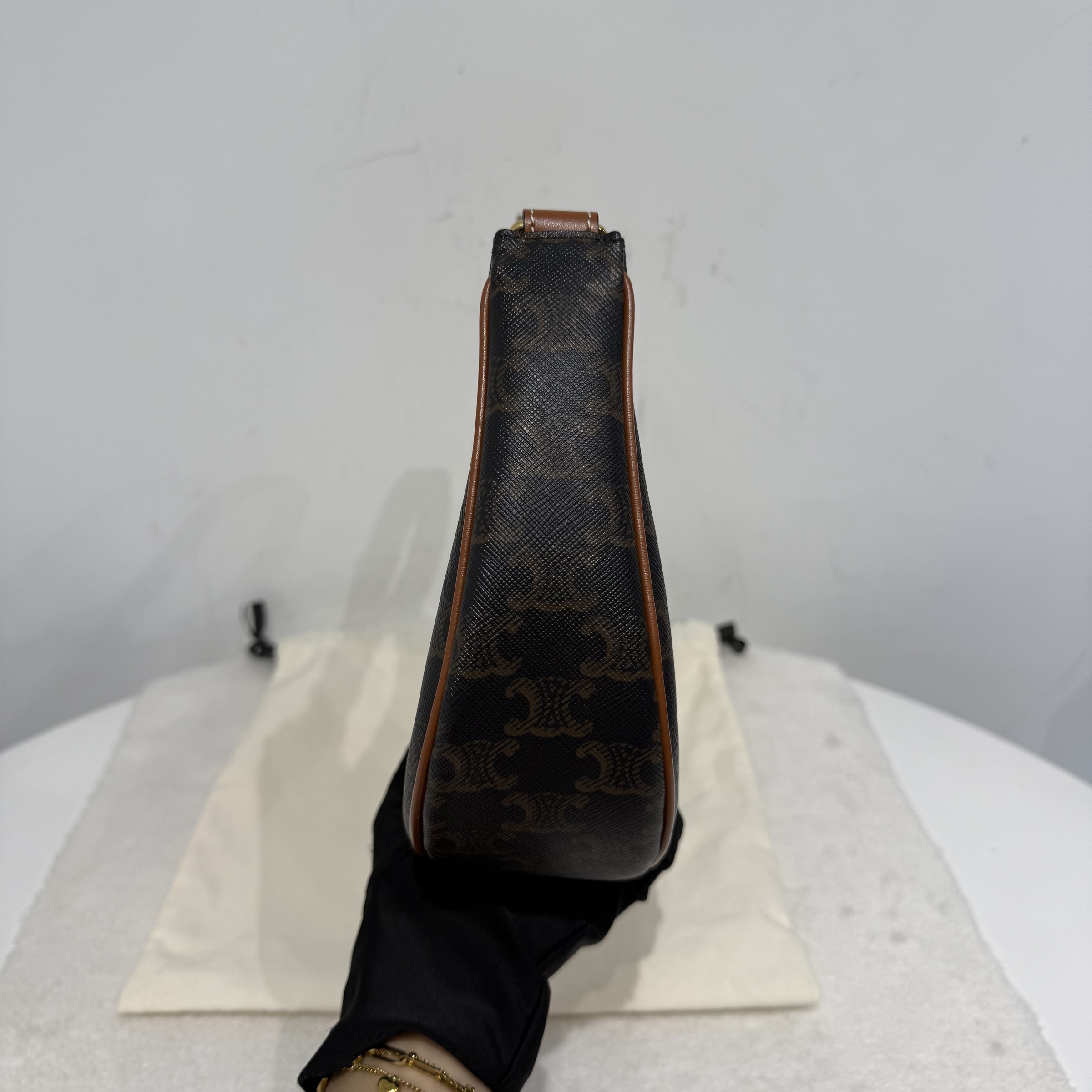 image_B1C1E277-0EFA-46E6-AD63-8C53FAD40D8A_1766136473