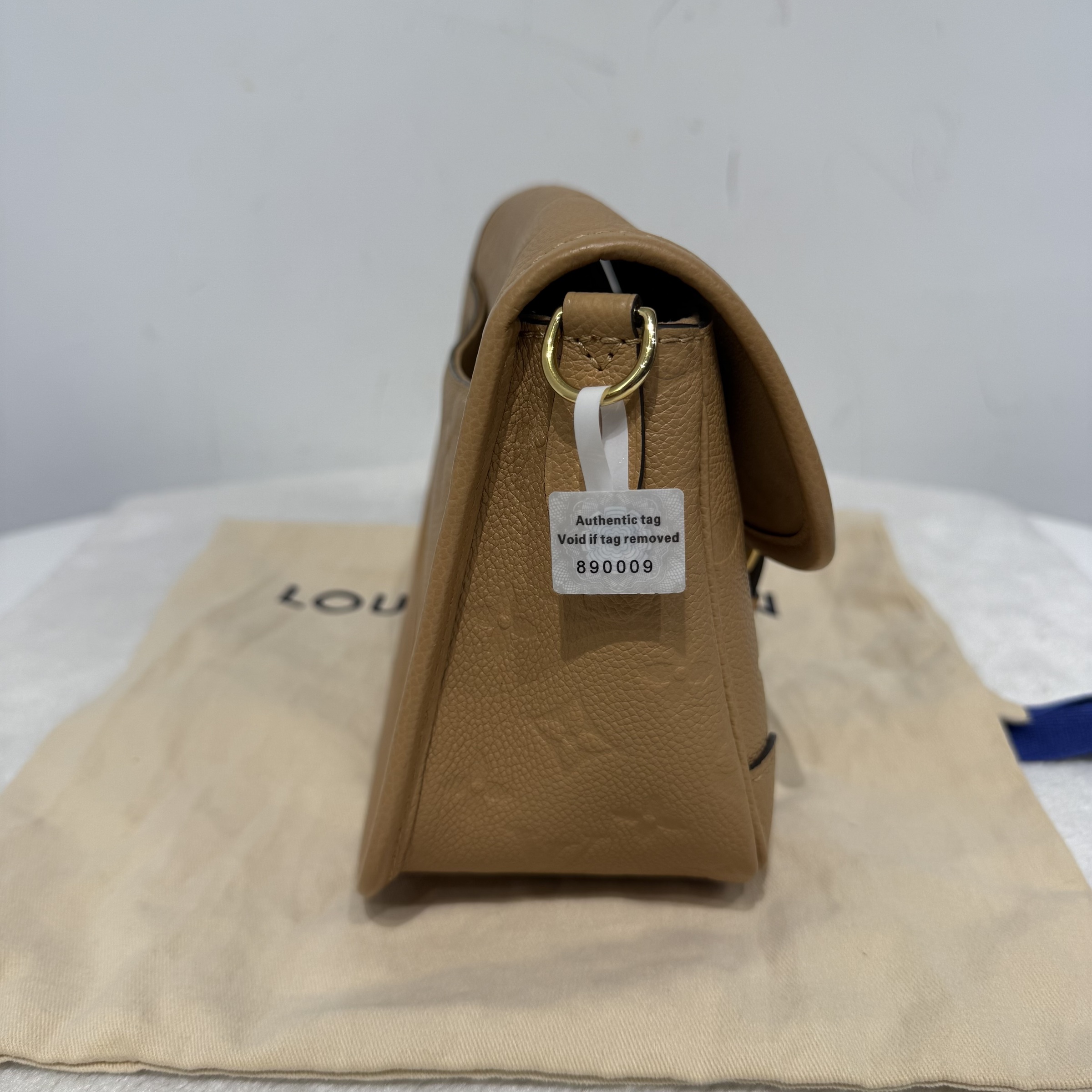 image_5FCE3A05-10B2-4AC2-BA72-71BE2AC50D44_1766137066