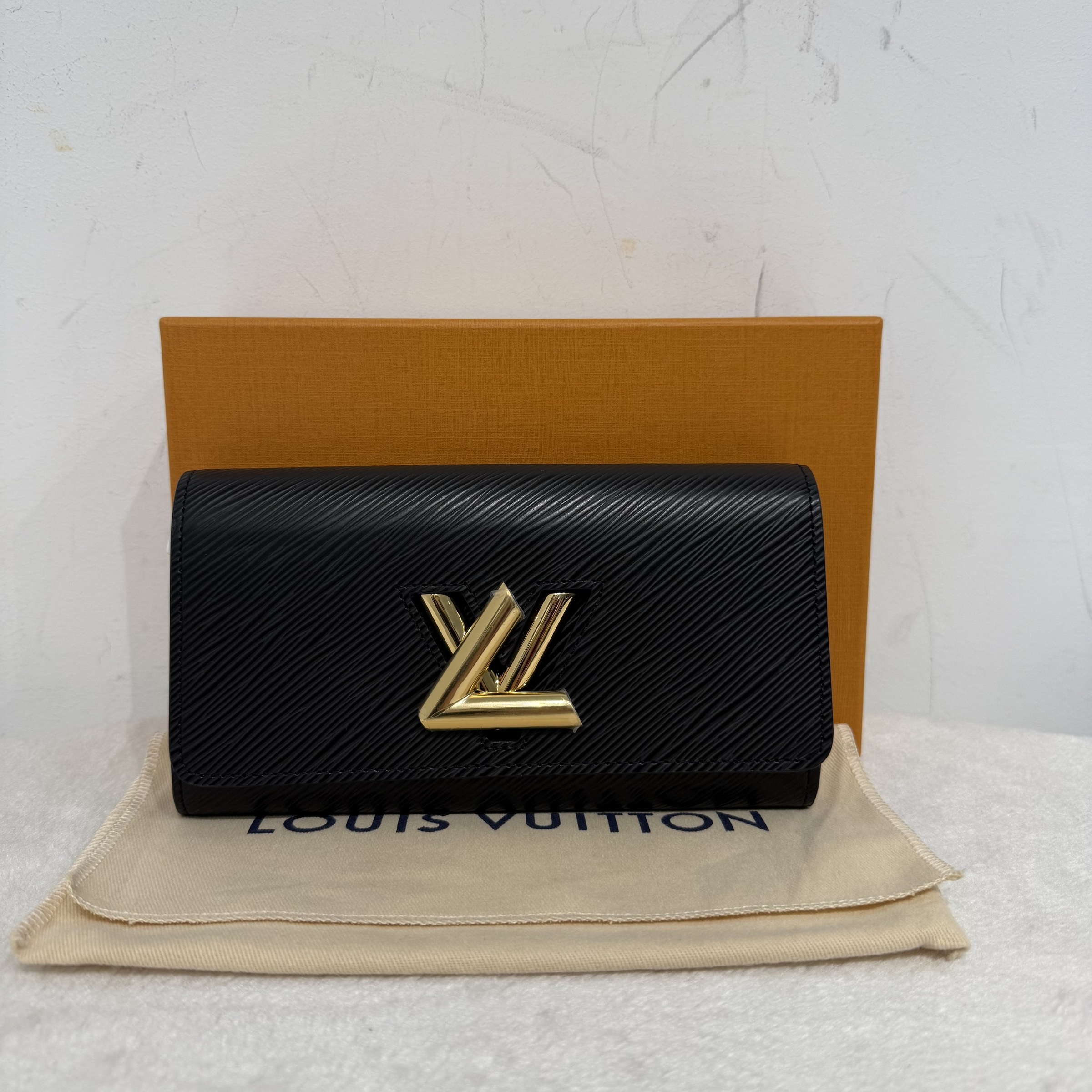 image_B5E9B657-7264-46AD-9A4A-879F2FDD9599_1766137789