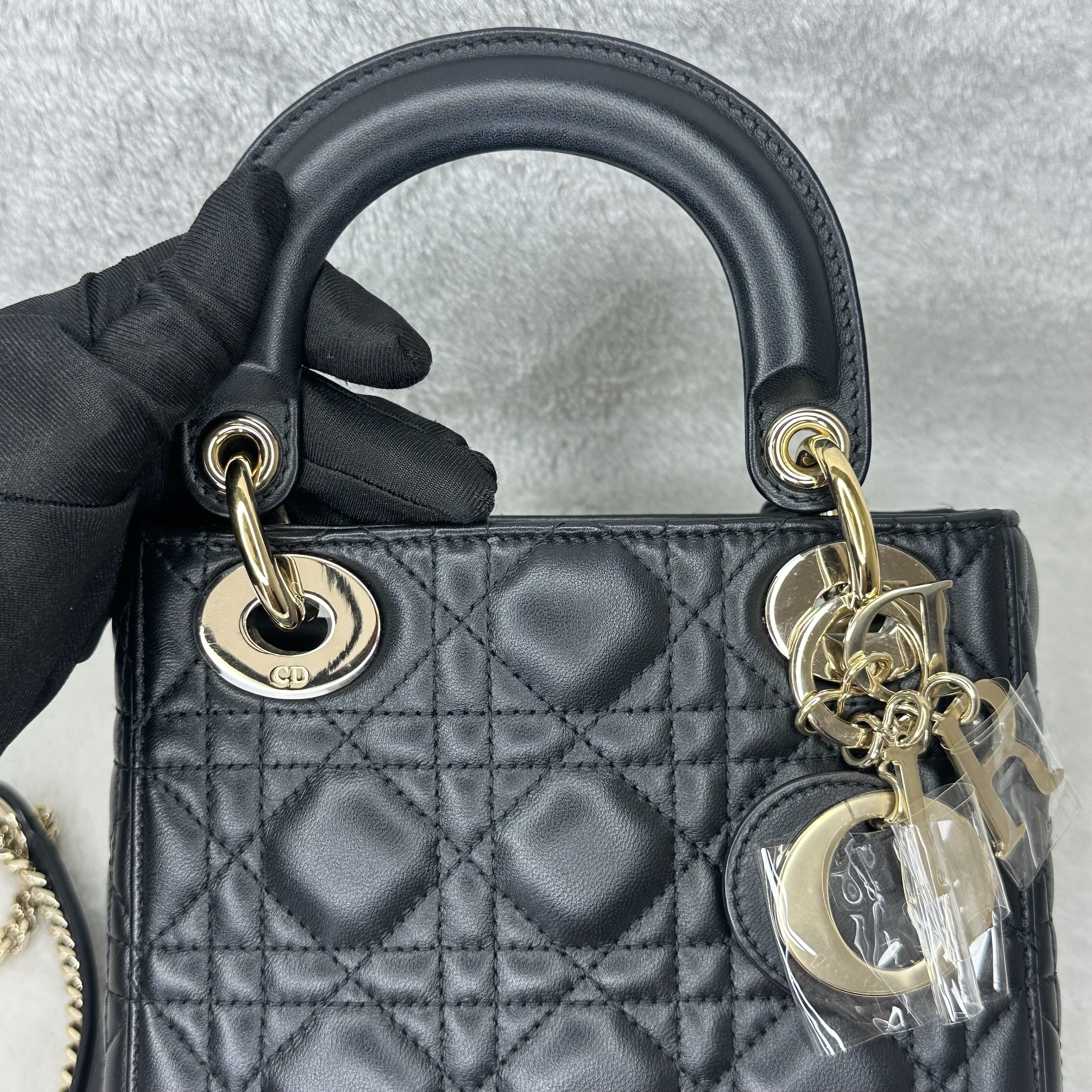 image_B9B01853-D197-4608-8EDC-F8A56115B916_1766300800