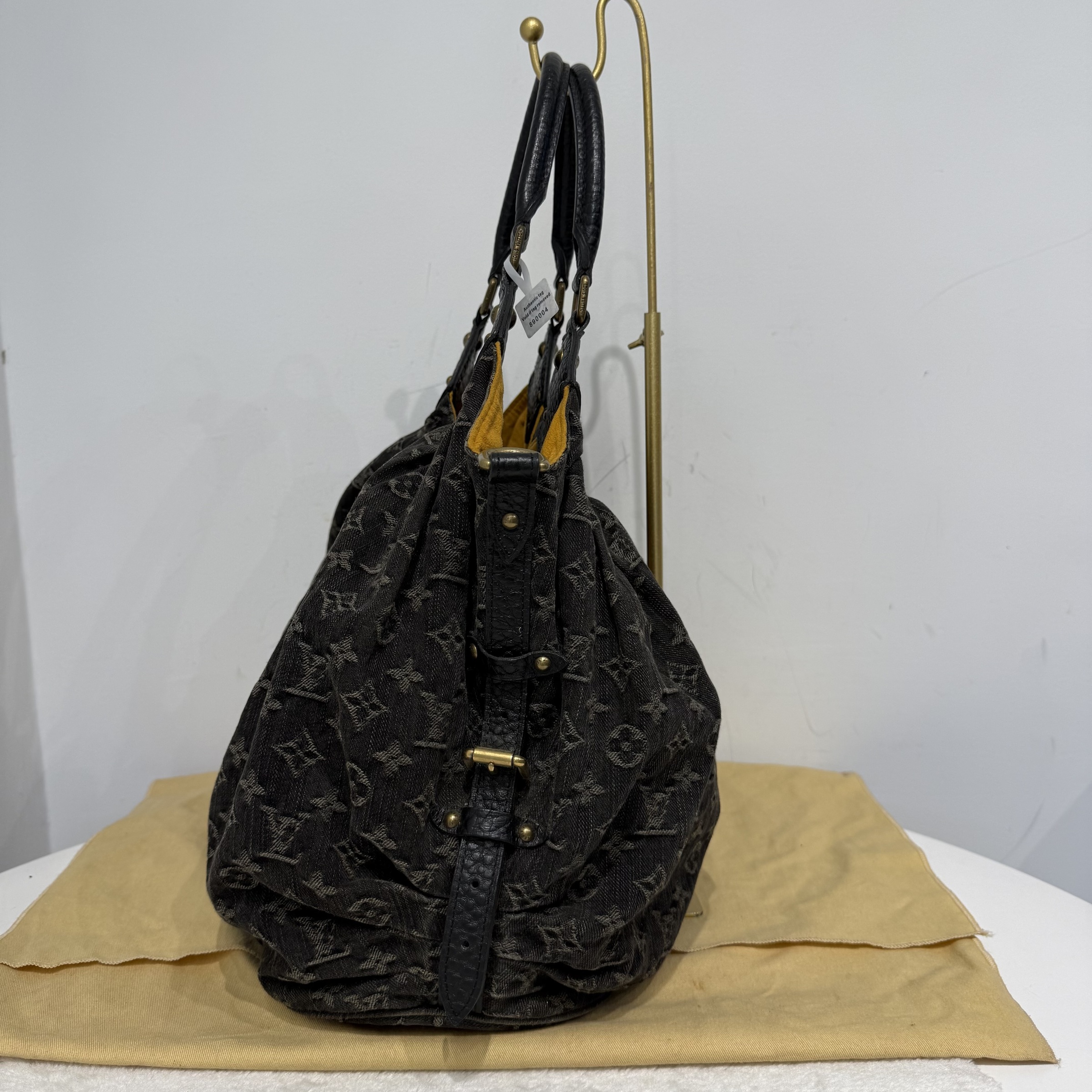 image_1F8D4B7B-7219-49C1-903E-A63B0ED71691_1766316772