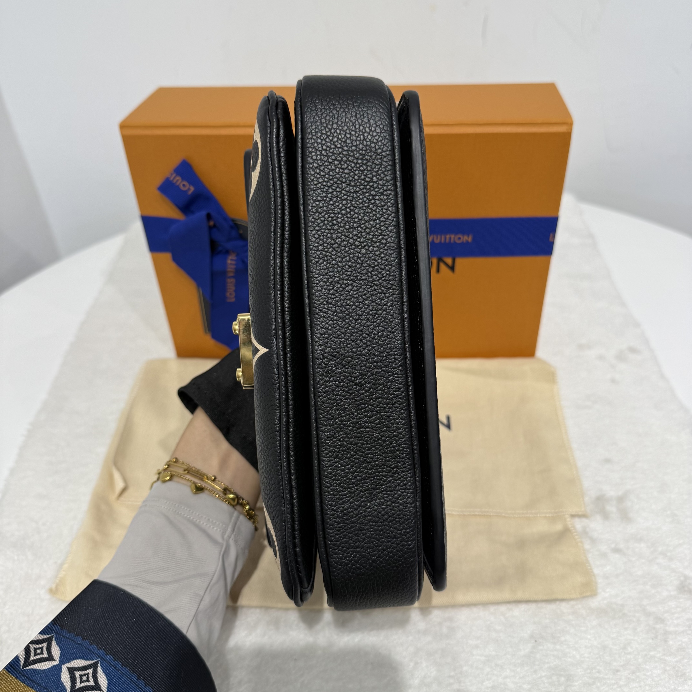 image_A57DB05D-7F97-40C3-8B10-0599B1B1977B_1766569605