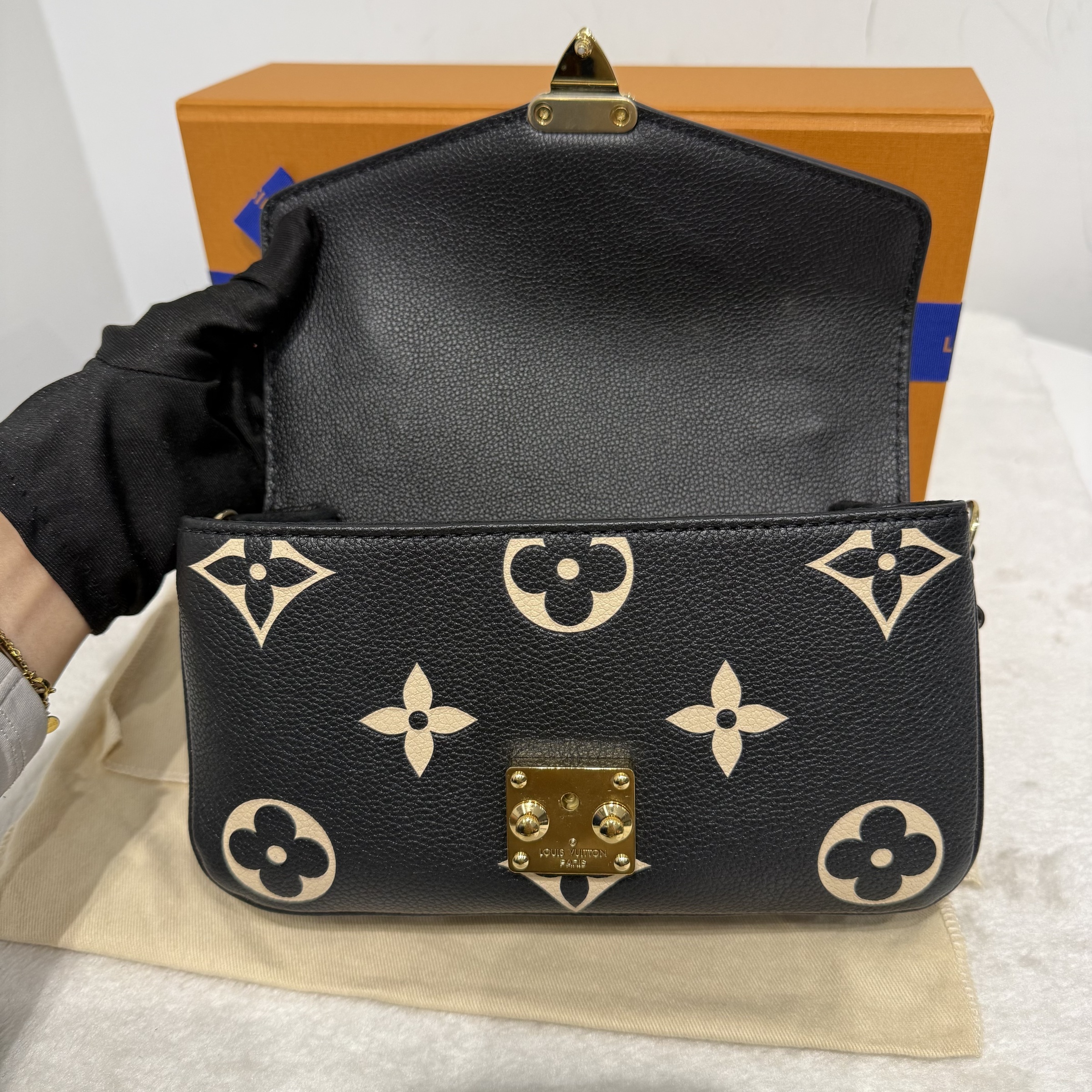 image_AB50623D-B536-45CF-82E9-F663A92A65A6_1766569605