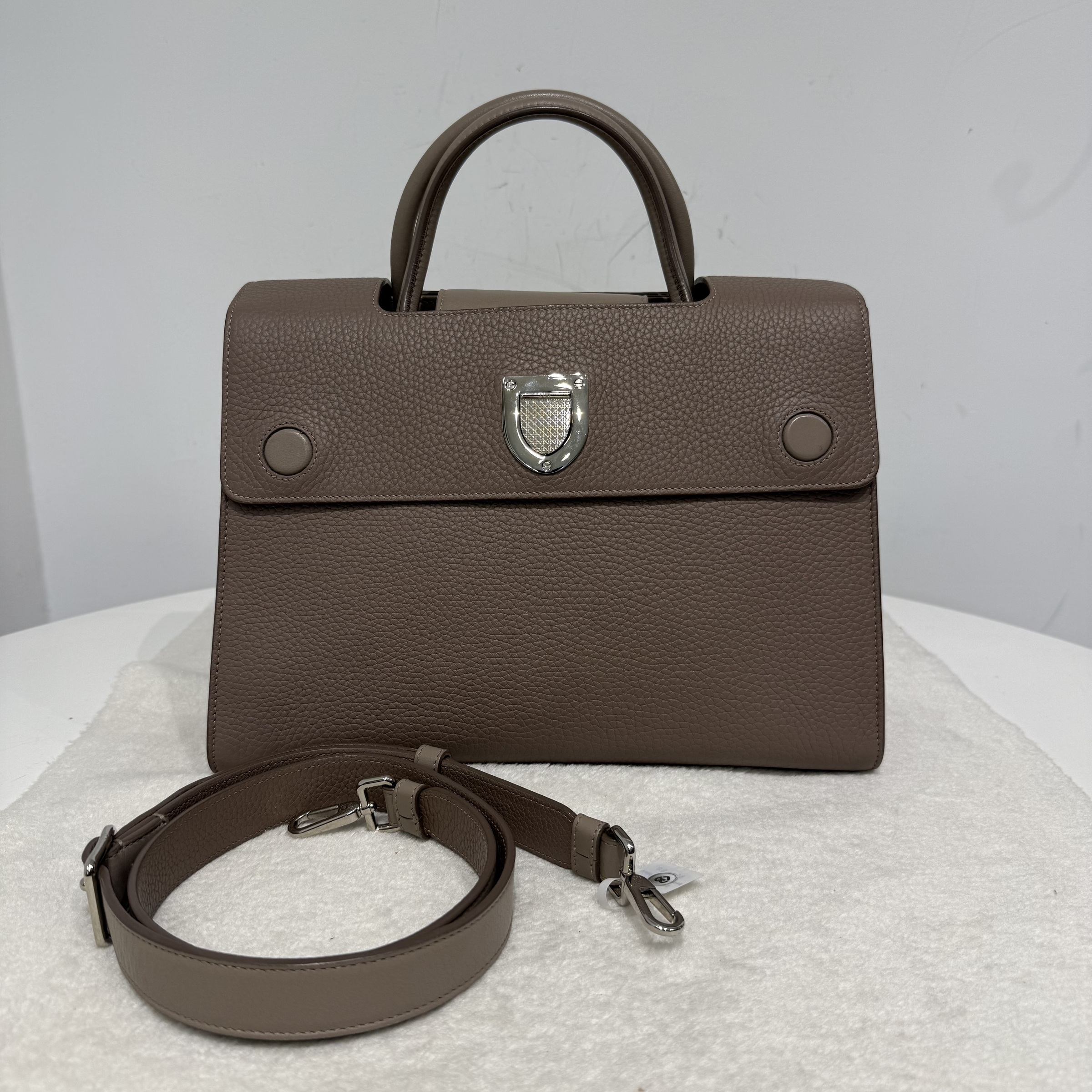 image_1B4AA32D-8AE9-4798-889A-352756C7209B_1767145966