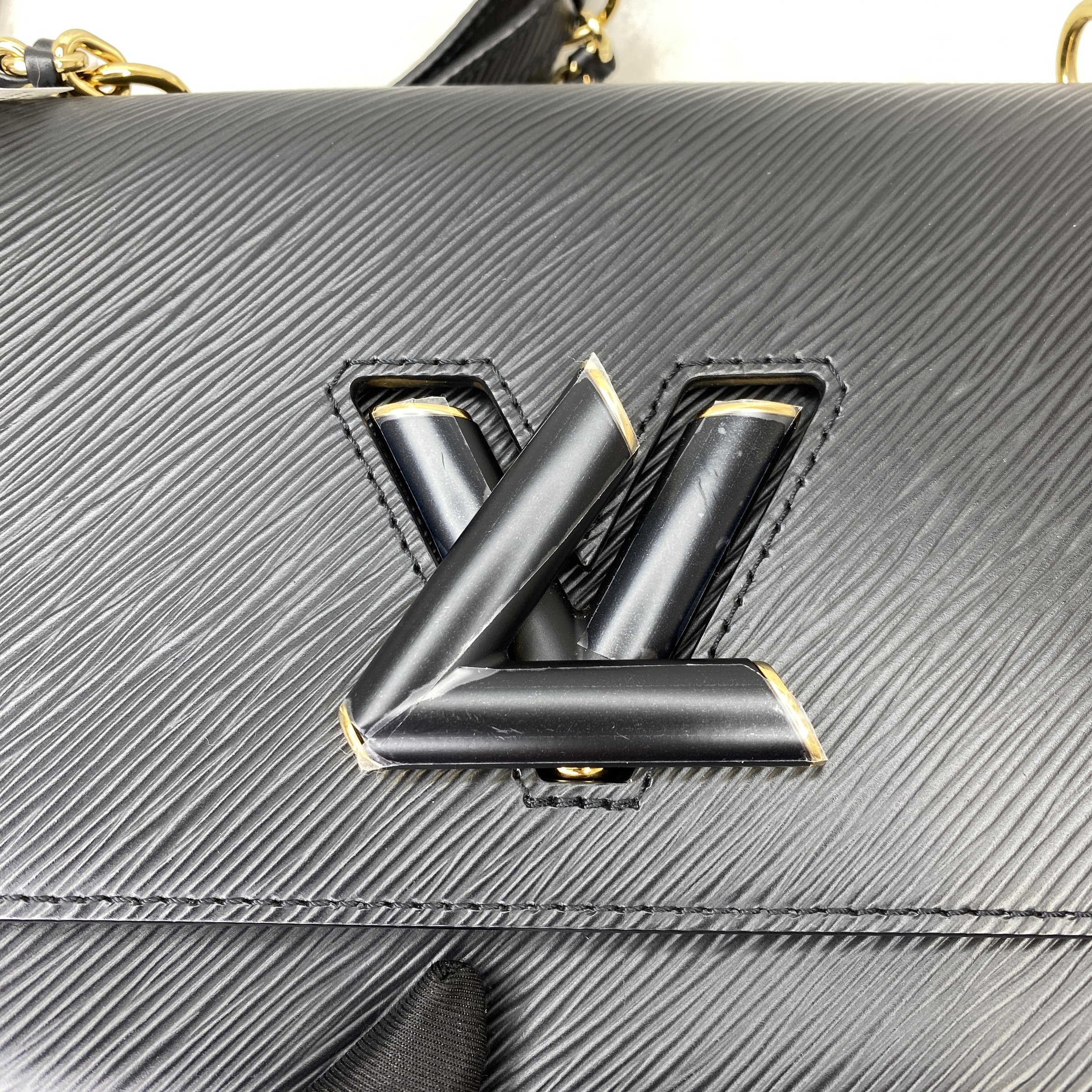 IMG_1560-1767177539172