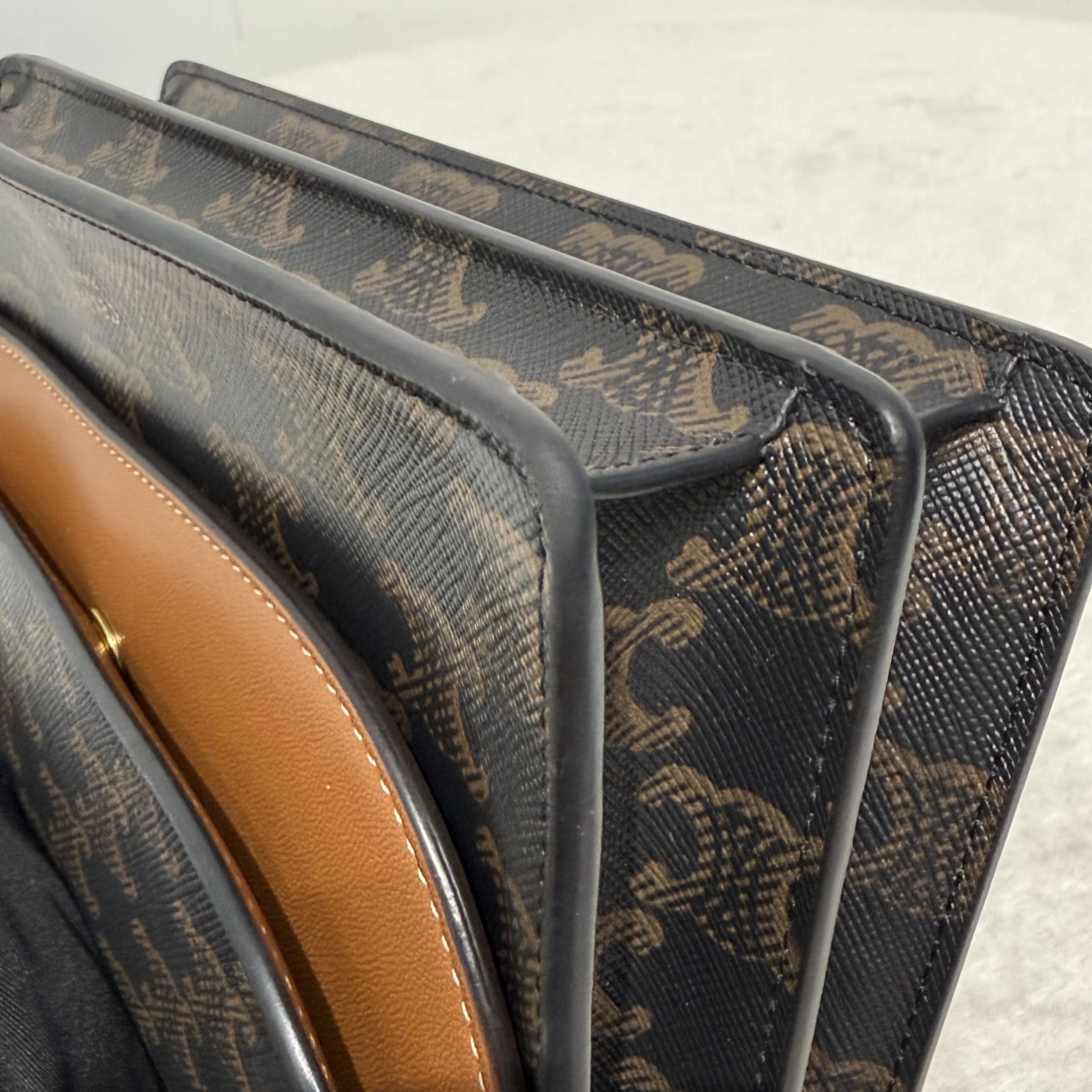 image_3AFD525A-59ED-474C-884A-477C552C2541_1768112139