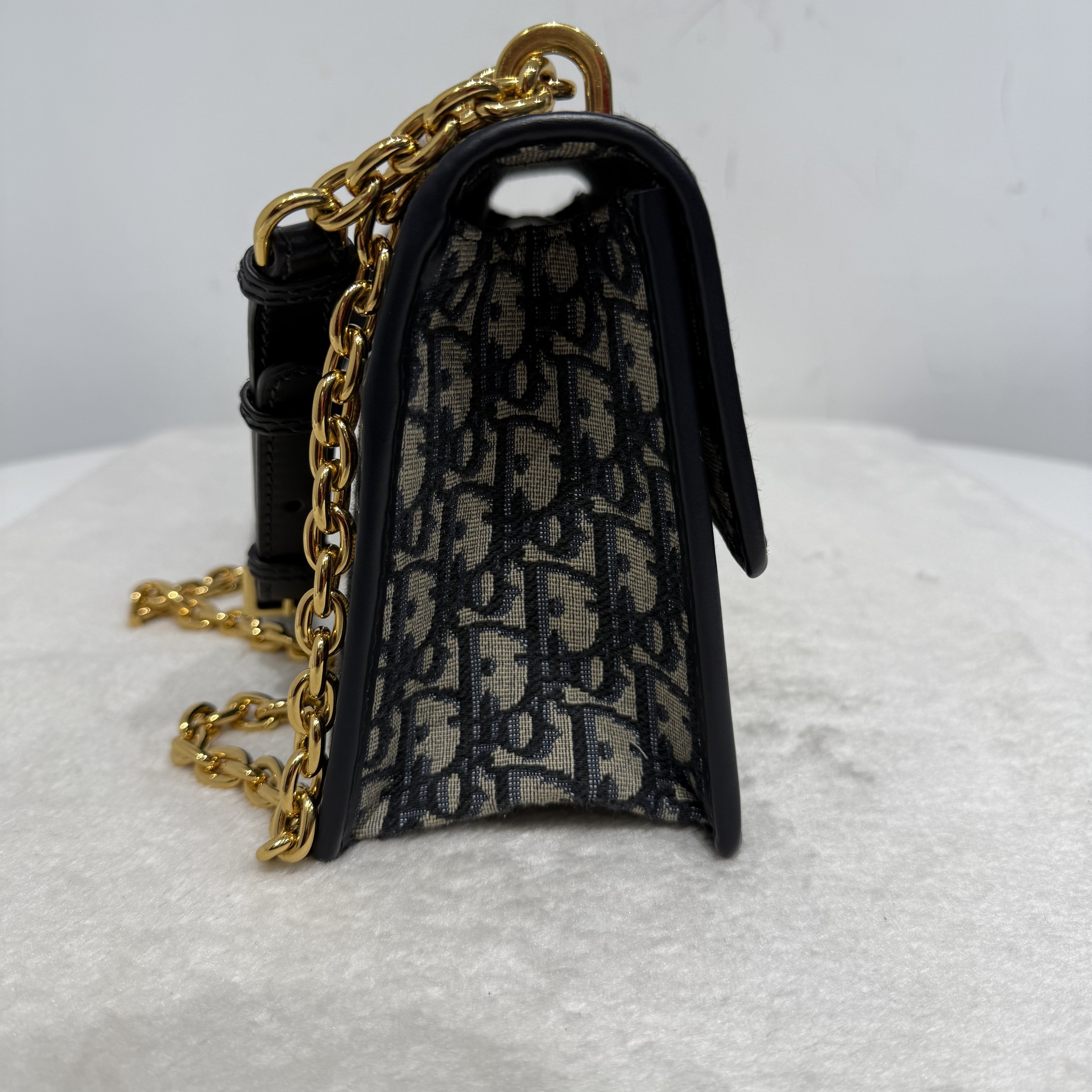 image_0FE96210-F0B3-4B61-843E-67E58FAB7072_1768377046