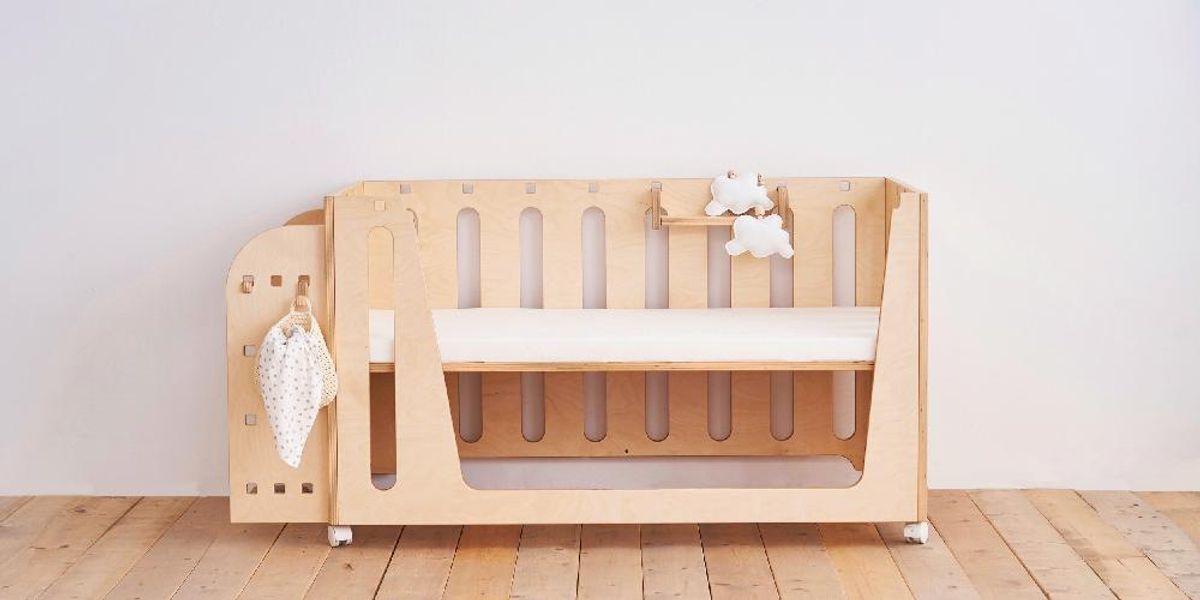 嬰兒床該挑甚麼材質？市面上常見成長型嬰兒床材質分析