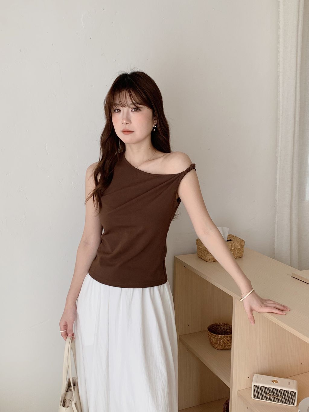 3E173649-AF6D-414F-88EA-30438C8C751E