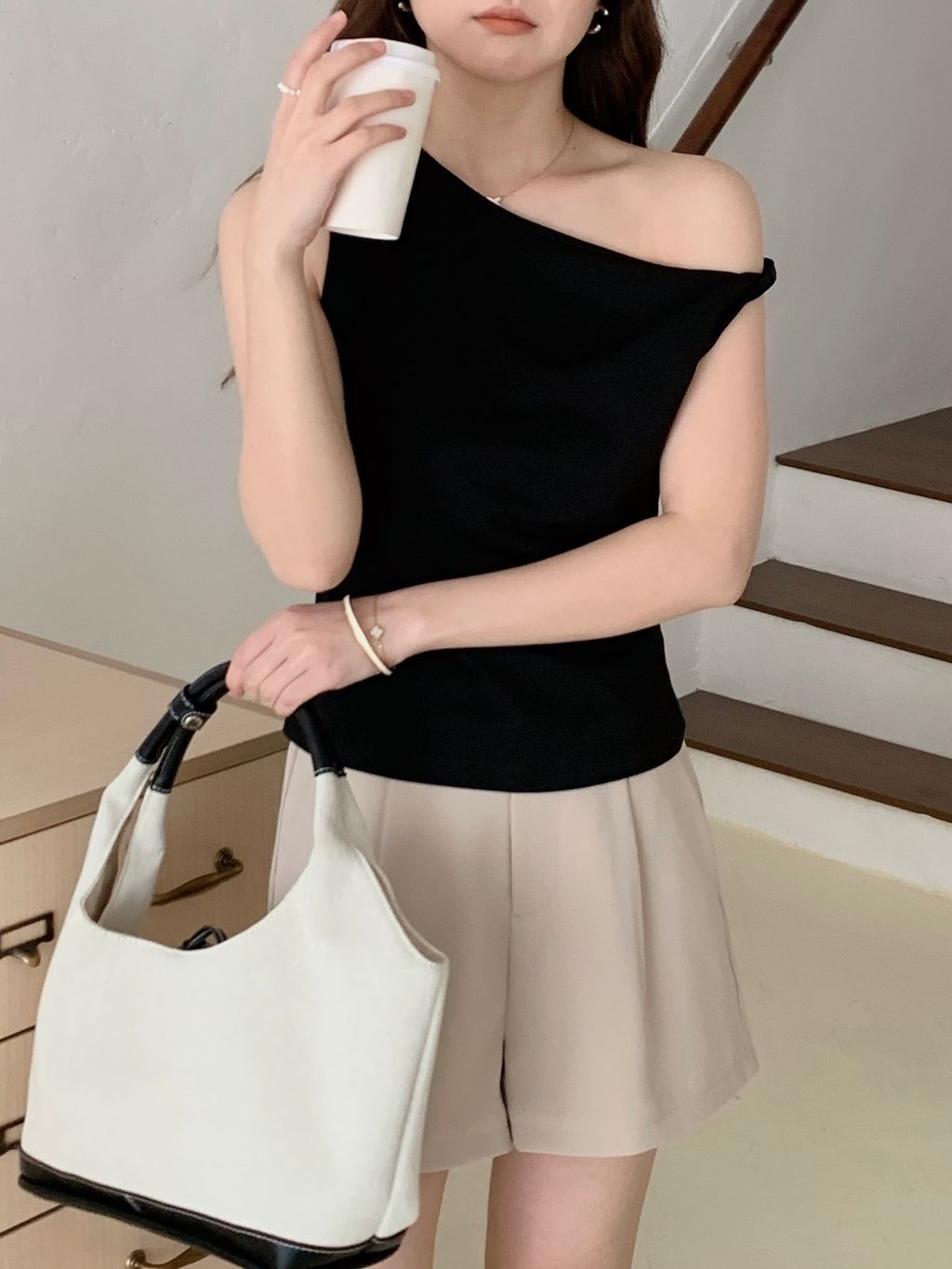 30305237-1946-40B7-A5F4-FCA1C817916F