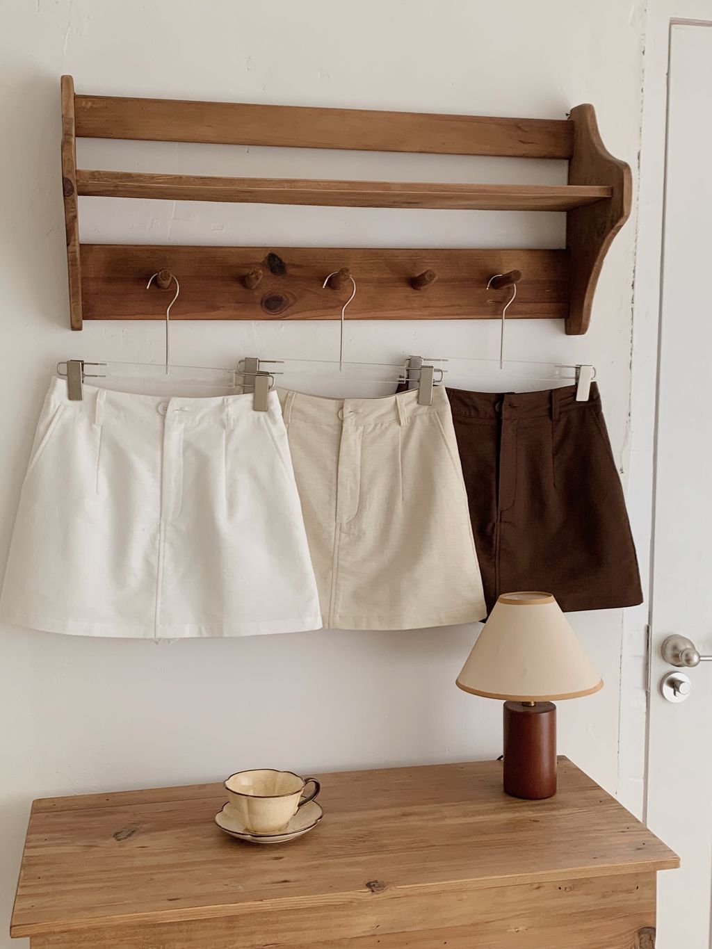 EEB90074-68FF-425D-8A00-DFDFCA7F403F