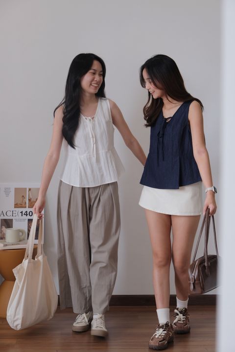 B780AAB8-5A1A-486E-893D-44CA31C2B41C