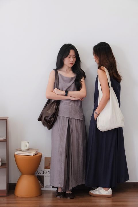 EB3F9A53-0B3A-425F-813A-4BAD0A92600C