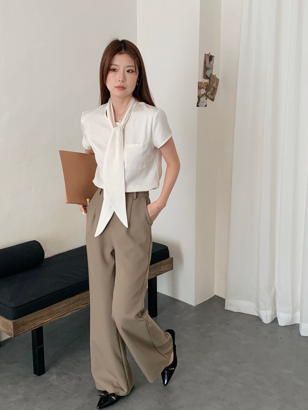 B4716FB7-7A39-4E13-96A8-777A9ECB197C