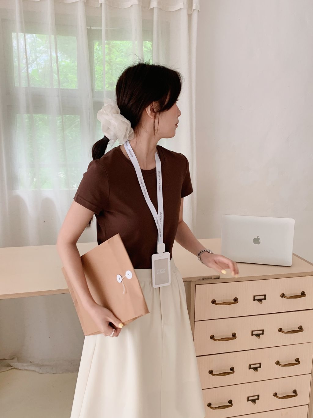 16F7FECB-5EC5-4E75-9349-30BC53651C10