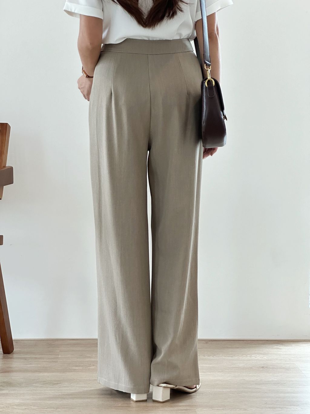 65BECE77-843C-4A5D-AC2A-FF1E9B6ECFCC