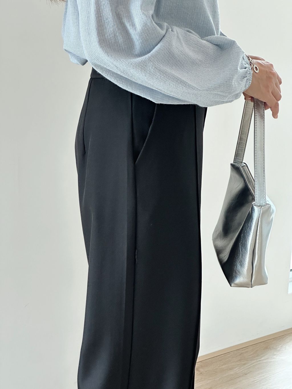 E720FE14-B544-48EE-811E-A778EAB7F63C