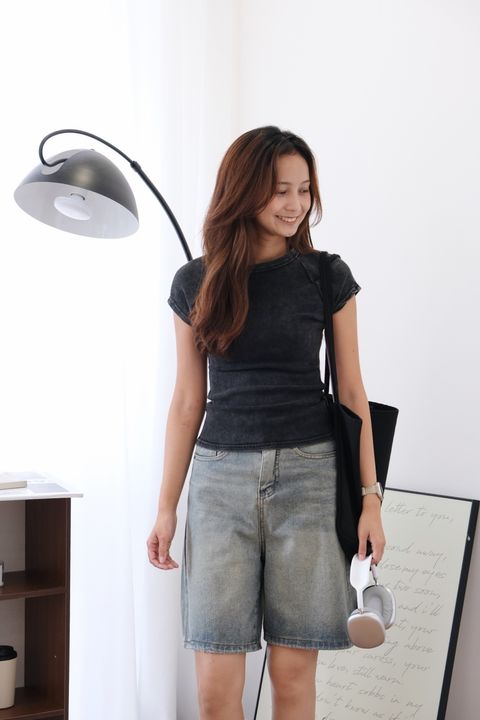 D0C13D9B-9085-4063-AD94-10B4E95487EE