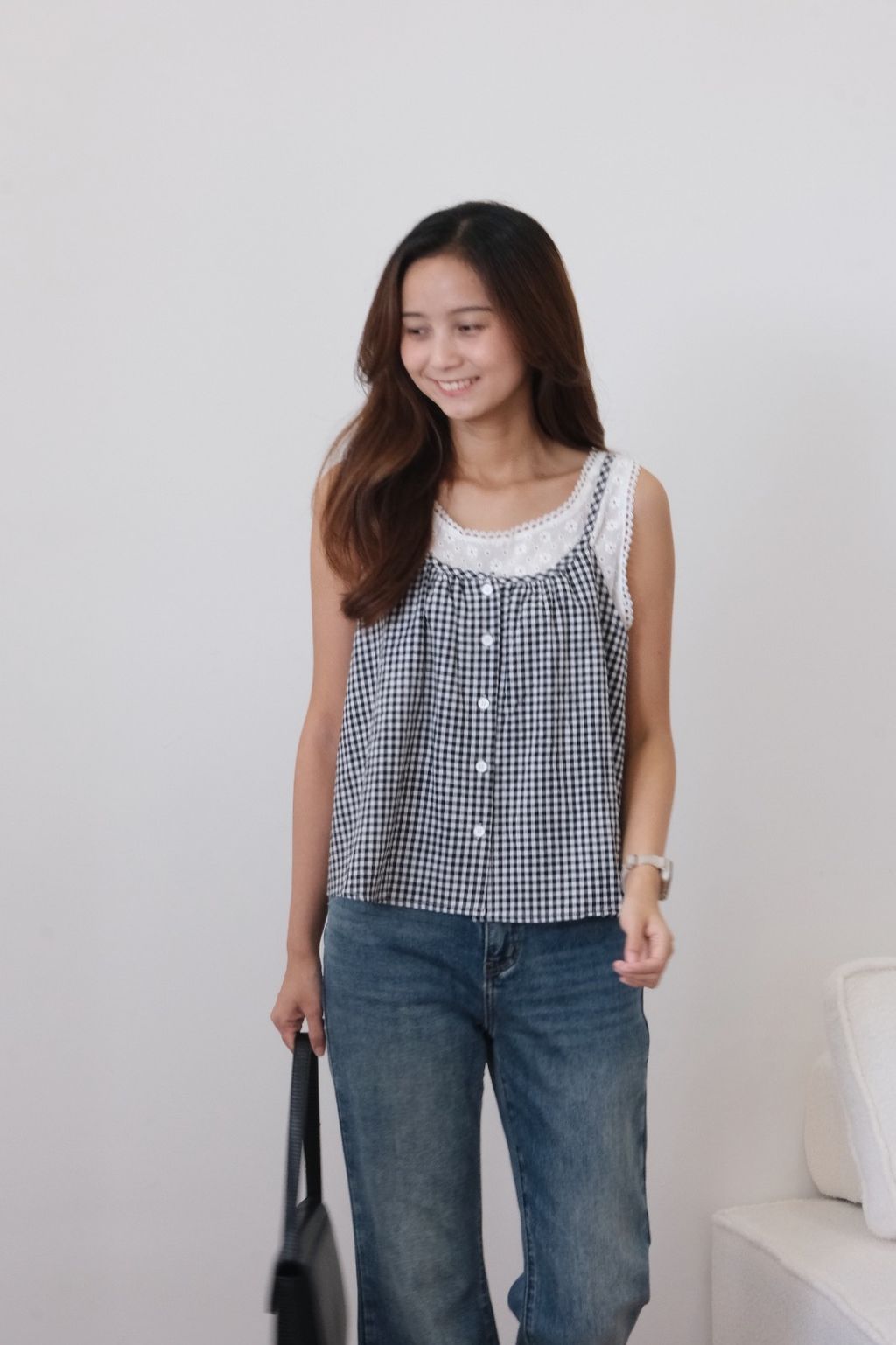 2D8B226F-3000-49B6-87FB-F2762AE565CA