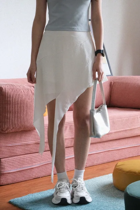 216A2C6F-3D56-4F0C-B579-D08C7F6D2E1D