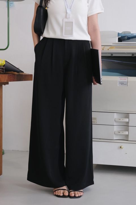 7CDA2448-2EE5-4D1C-B6B8-59930AA4BFA1