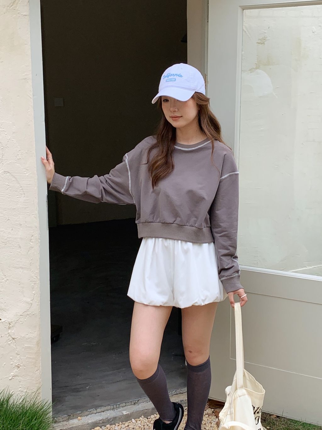 6AA9AEE2-7399-4311-A9DA-07356D5FB855