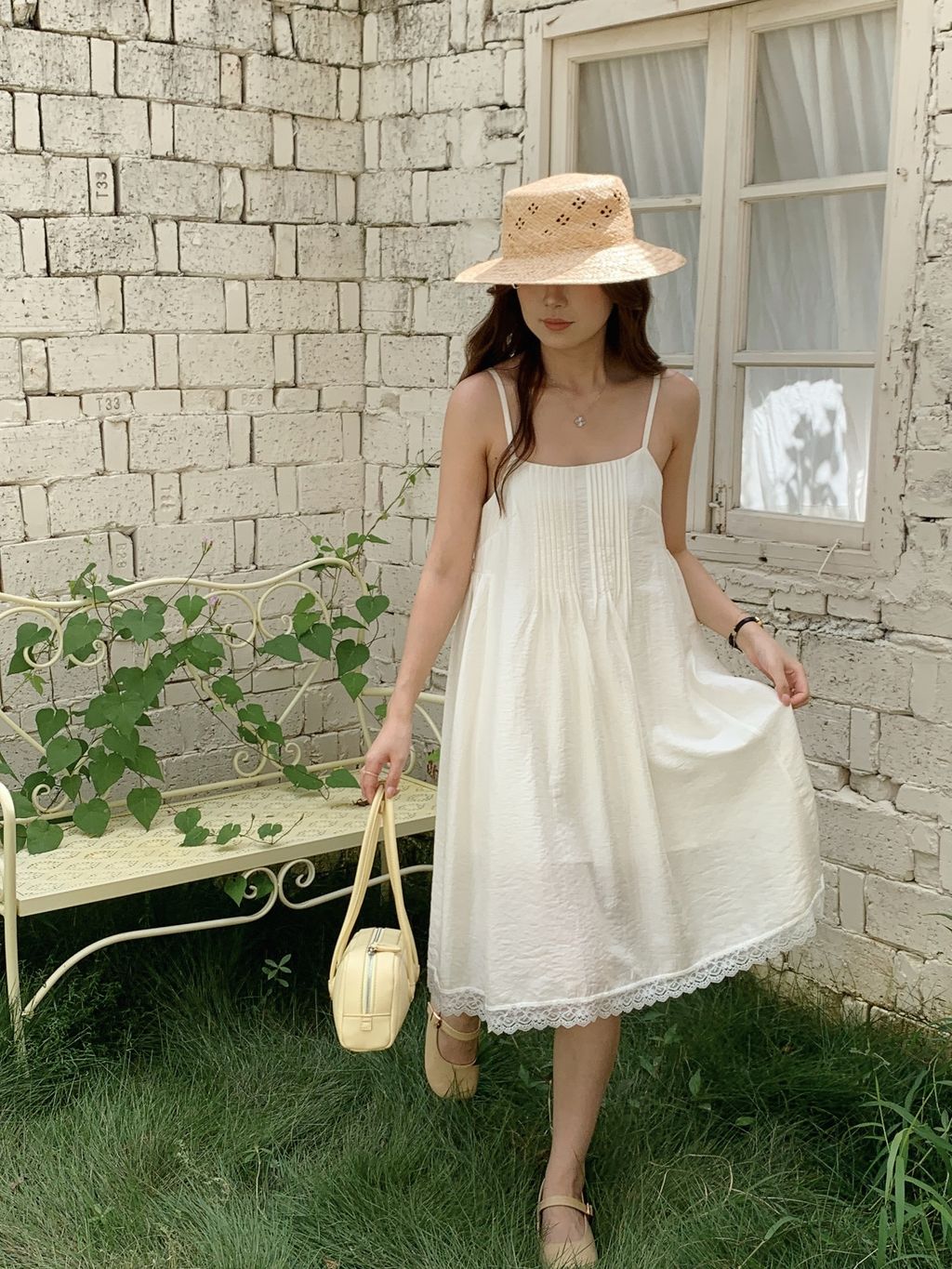 B1749ADF-8D2C-4FF2-B646-45DCC14D60F0