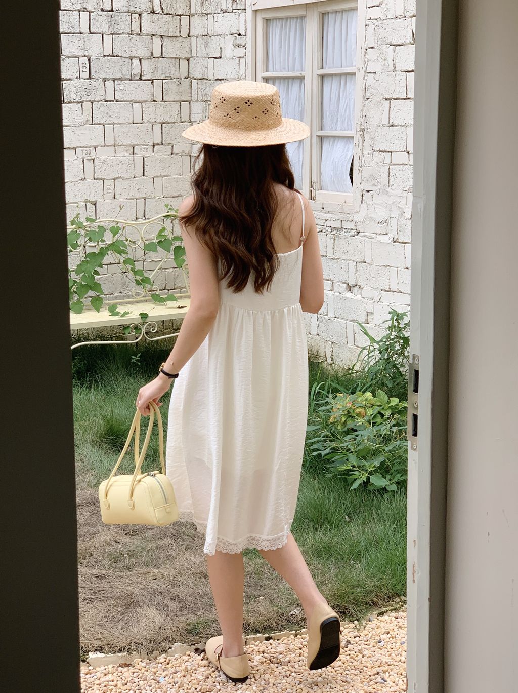 C9704700-B35A-4B69-977A-C5AE0D21B375