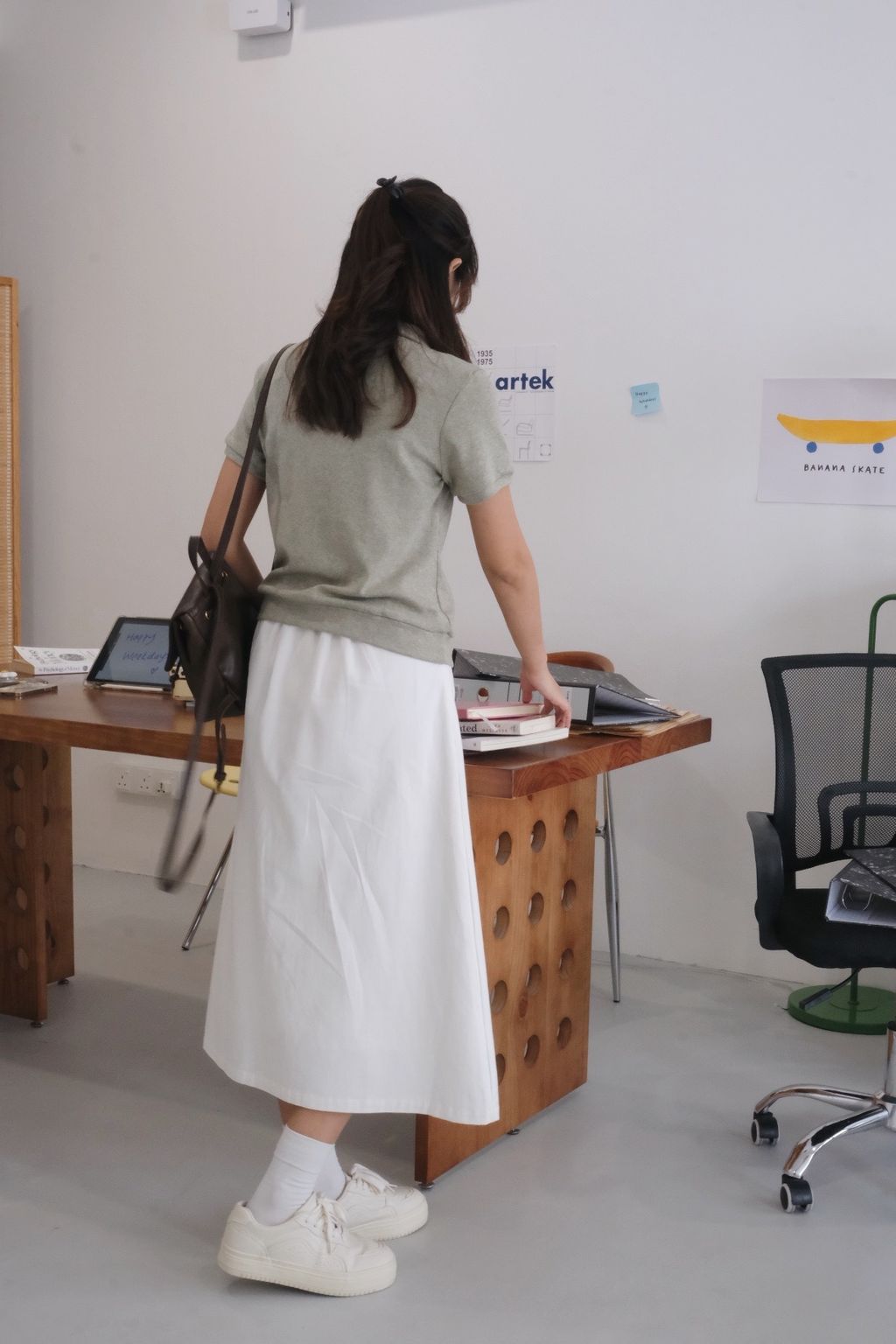 FF88783A-CBF6-43BC-B9FE-BD688085F8CB