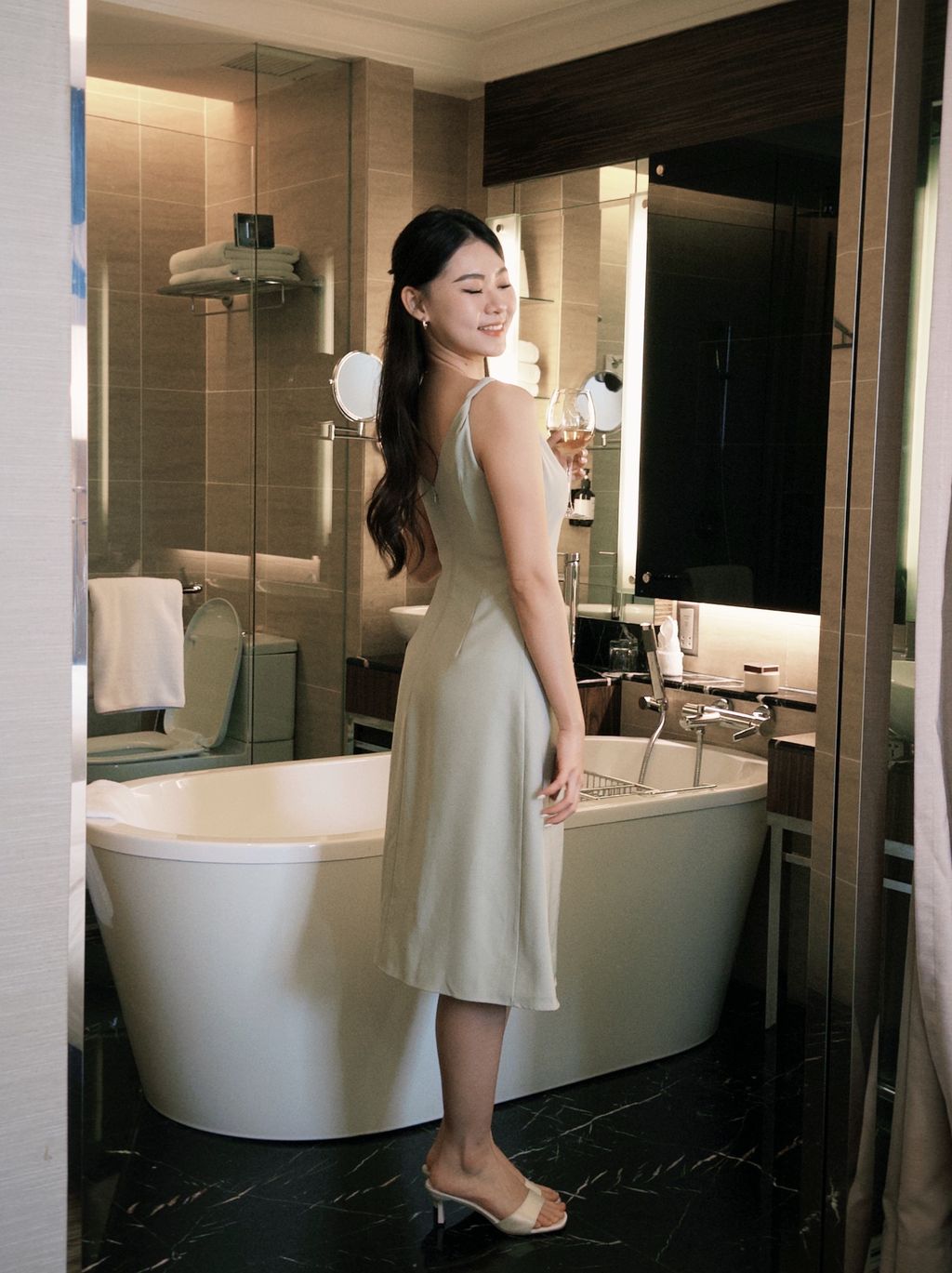 C034D59A-568A-4652-8C88-9799DD190A27