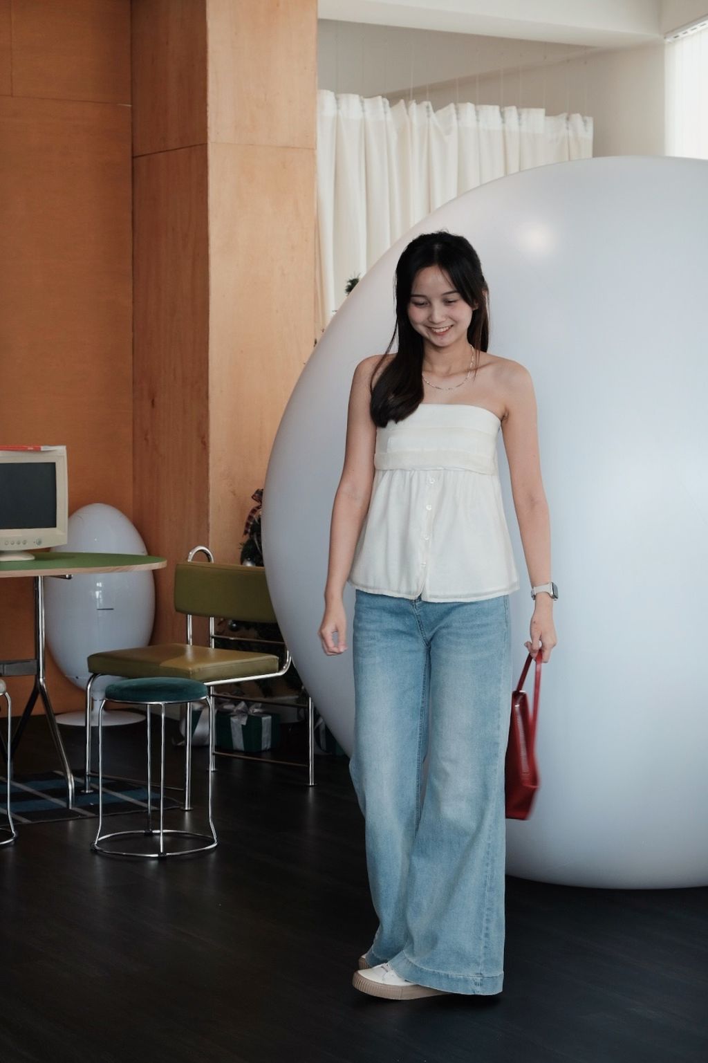 4536BD70-1D88-4A8C-BADF-38667F8B5A8E