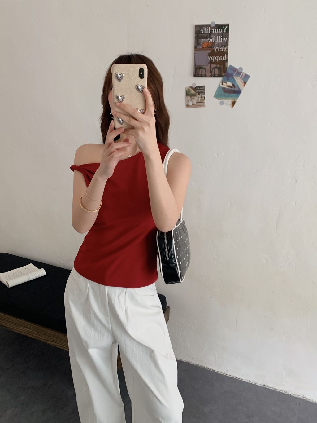 98C687E1-07EF-4AEF-B46D-DE68FCB62D7B