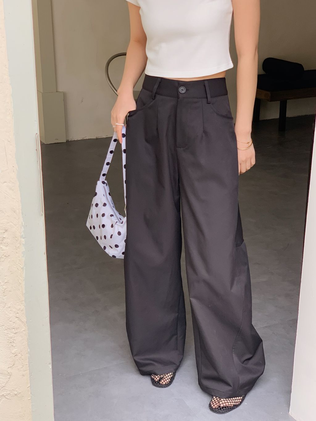 3853B232-D2F3-434F-AF18-70B7D2784EEA