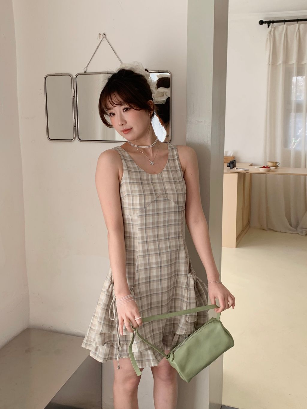 FCC6D373-C725-4CEF-A508-668B66D7DA5C