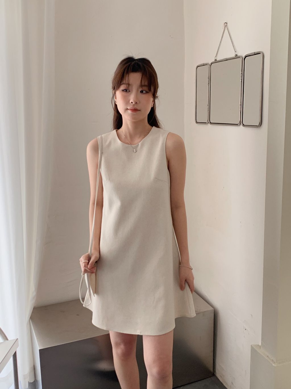 167579DB-B330-4811-891E-74B3A2B8986F