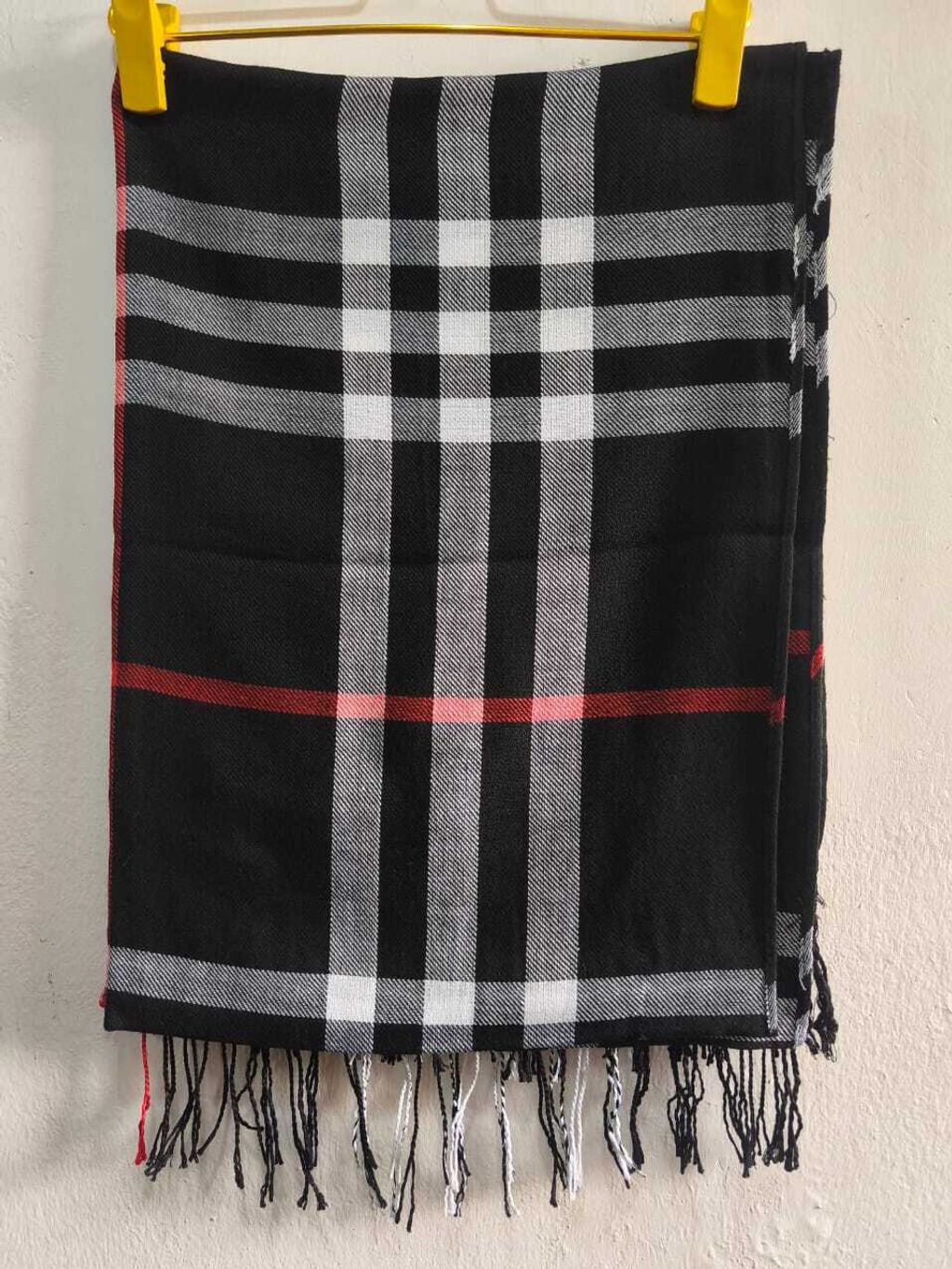 A011-3 Burberry Scarf (Black)
