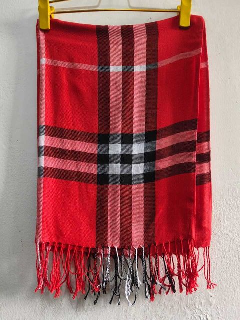 A011-2 Burberry Scarf (Red)