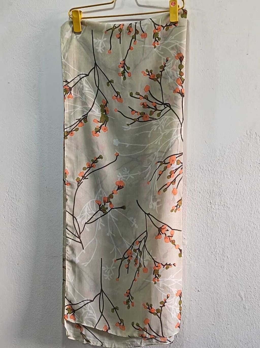 A013 Motif Corn Skin Shawl (Celadon)