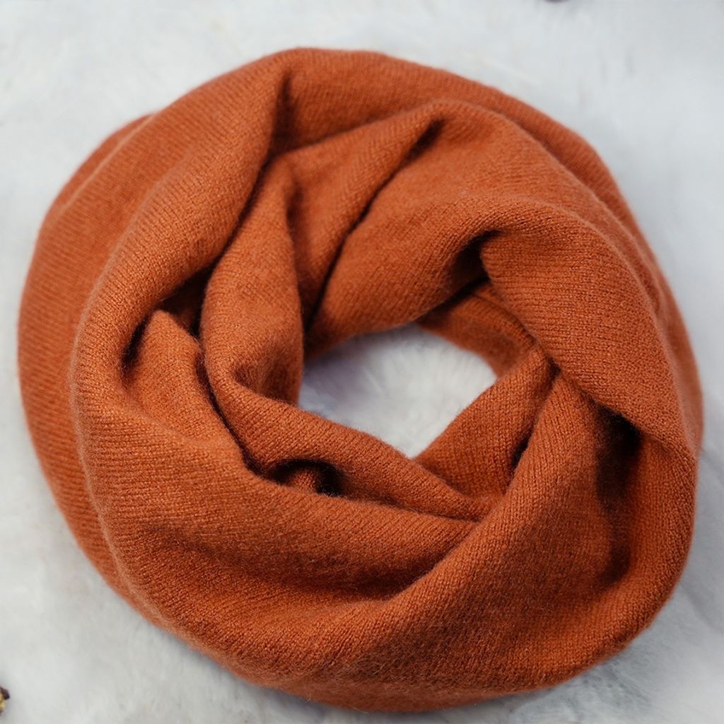 經典素色羊絨圍脖_咖橘