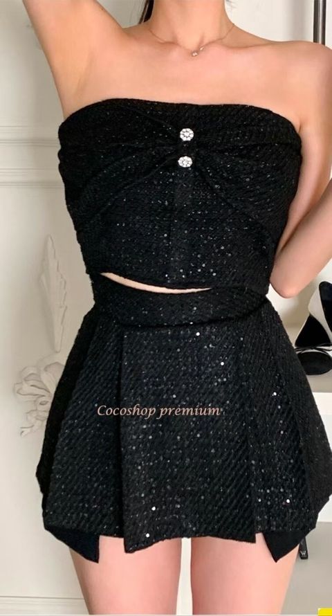 LINE_ALBUM_黑色上衣1980  裙子2180_260321_1