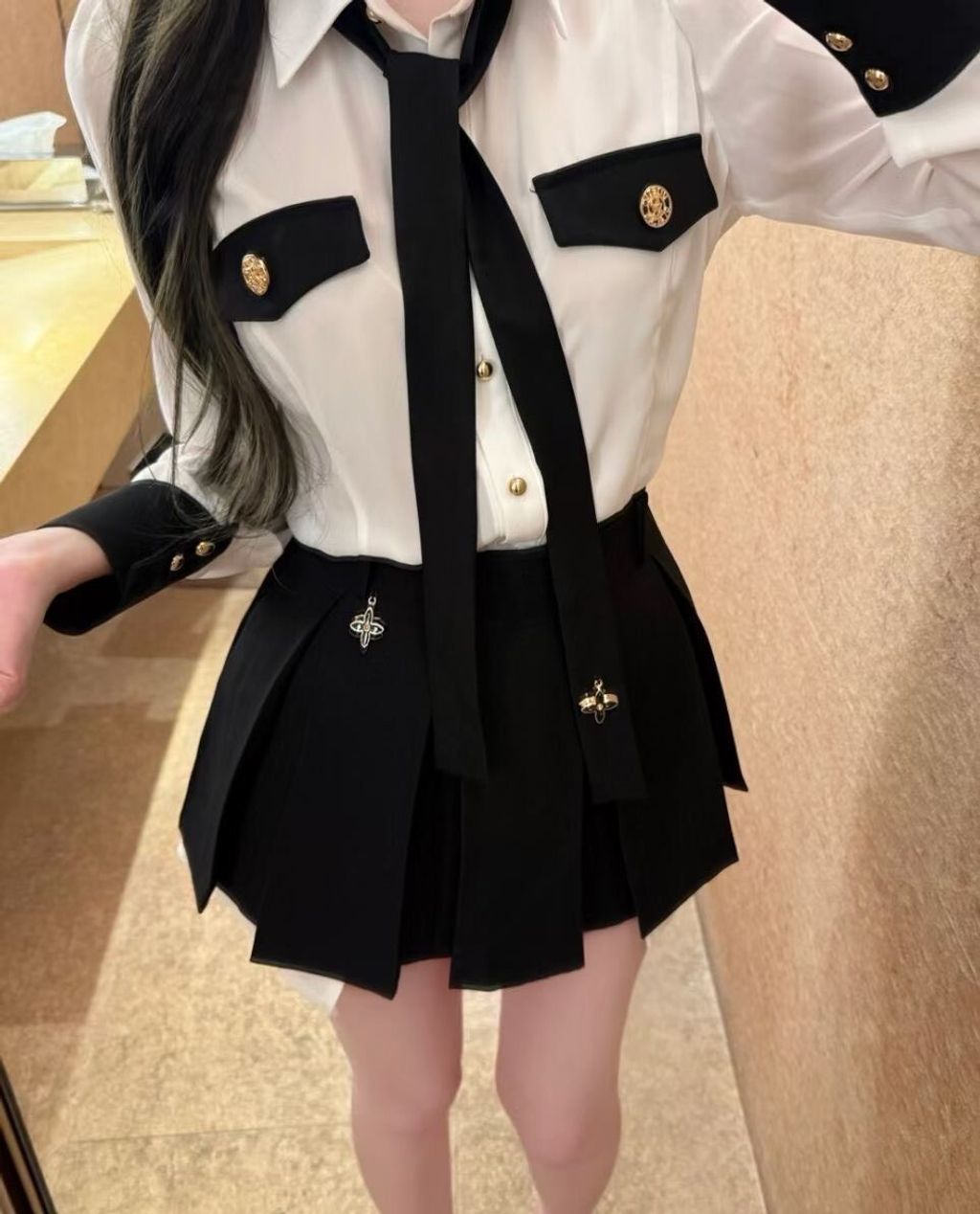 LINE_ALBUM_韓國襯衫1980.                裙子1980sm.  外套2380_260321_8