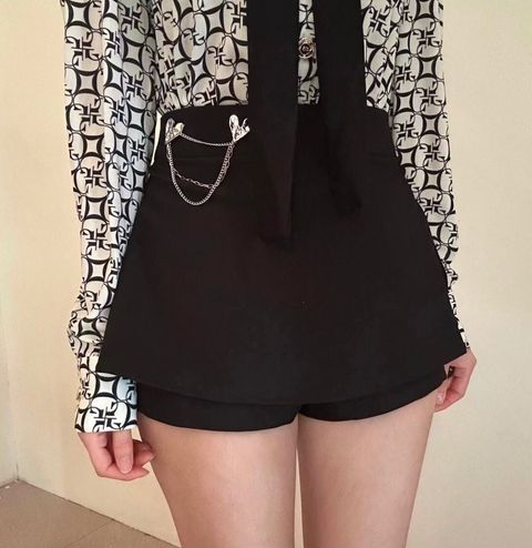 LINE_ALBUM_韓國愛心腰鍊西裝褲裙_260324_4