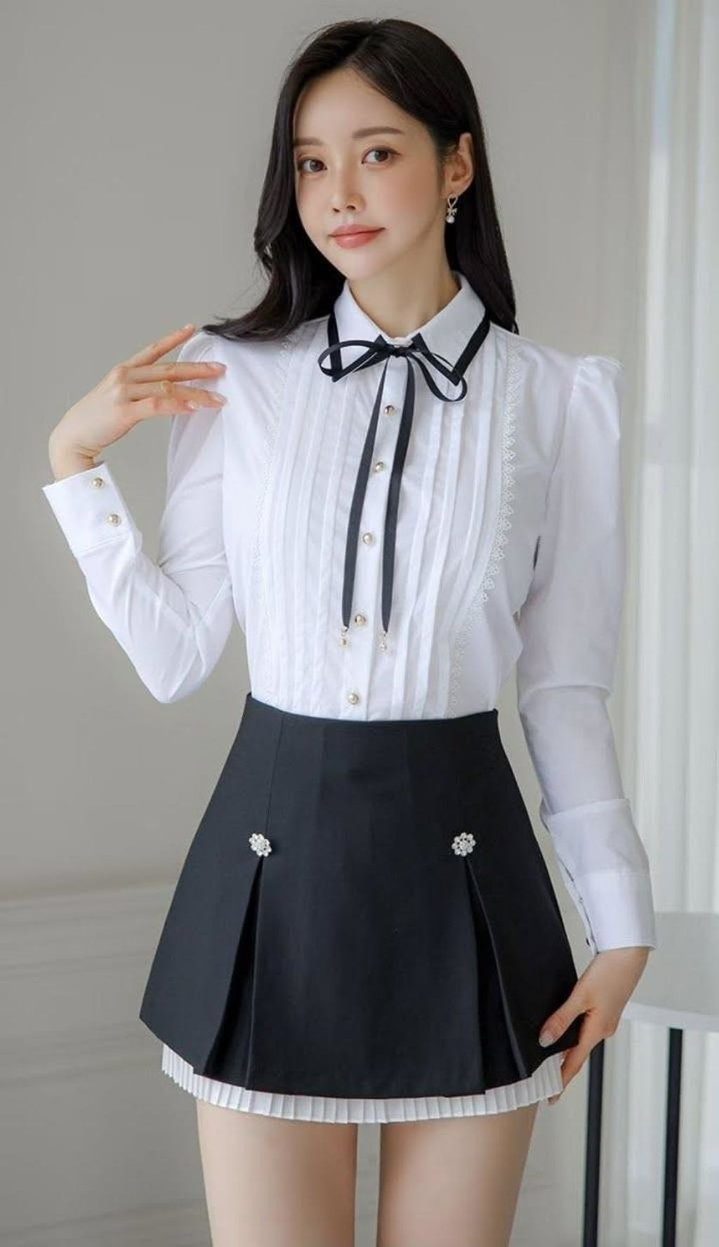 LINE_ALBUM_撞色花邊 韓國質感壓褶蝴蝶結襯衫_260324_1