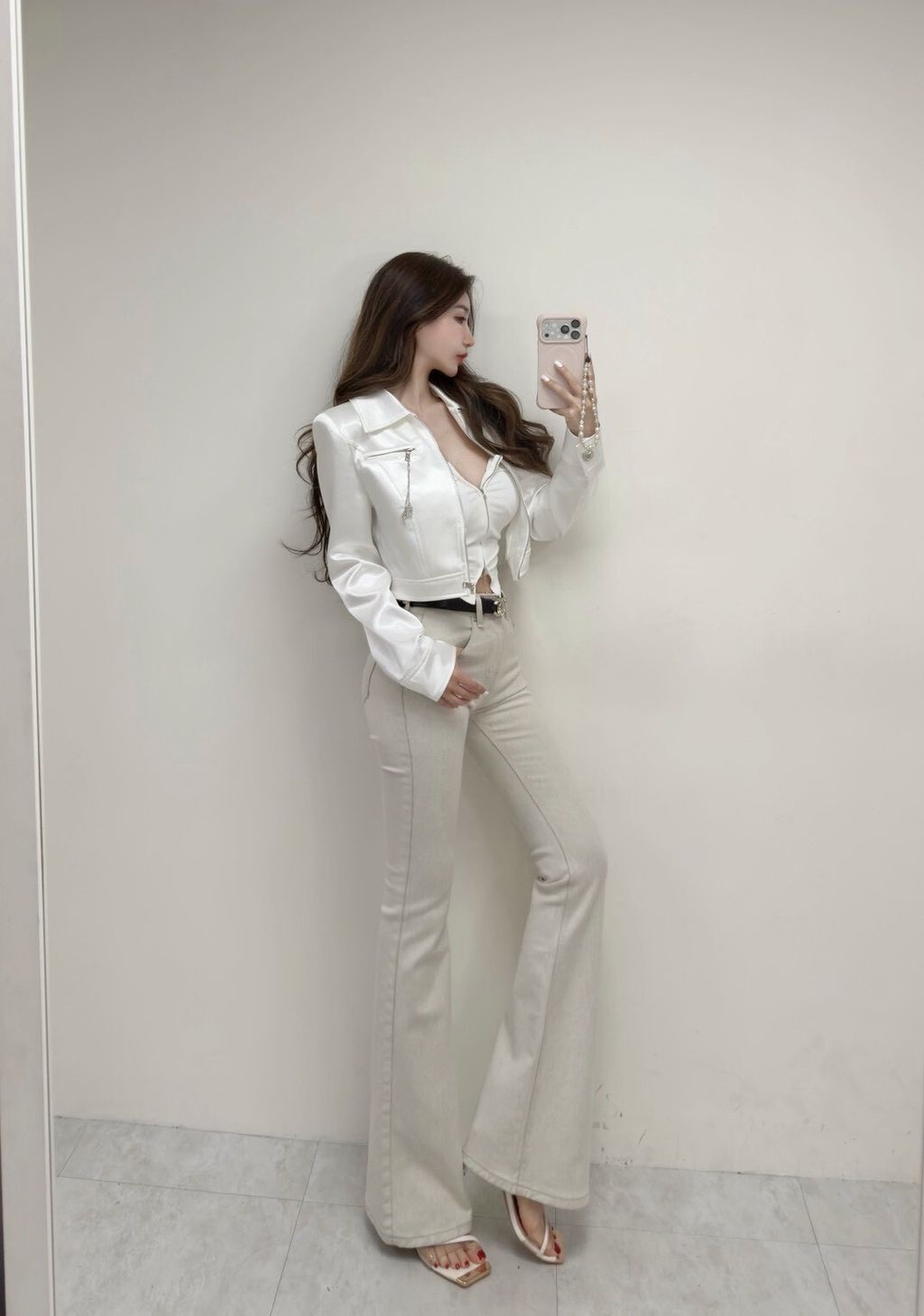 LINE_ALBUM_202647_260407_7