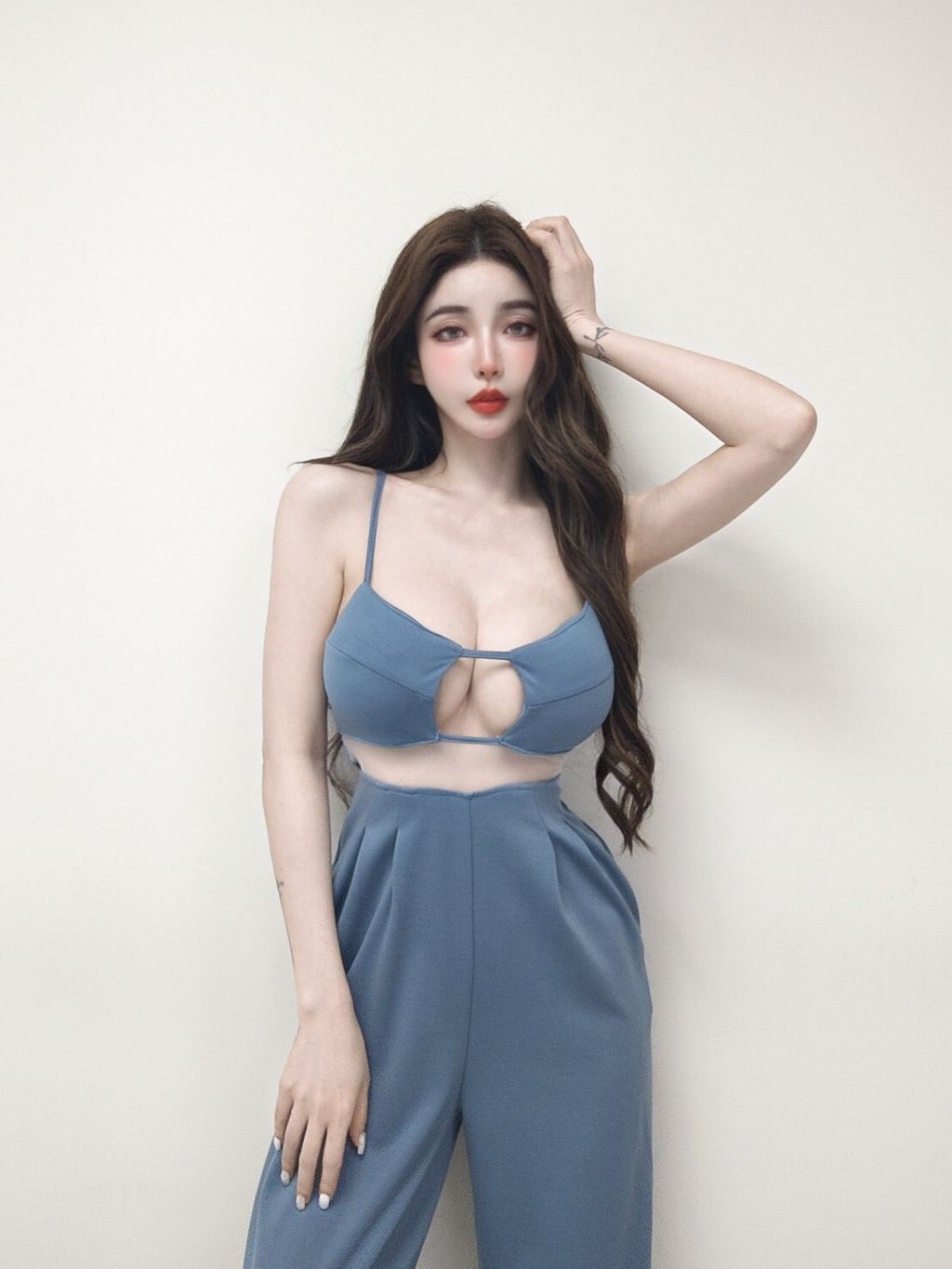 LINE_ALBUM_202649_260410_16