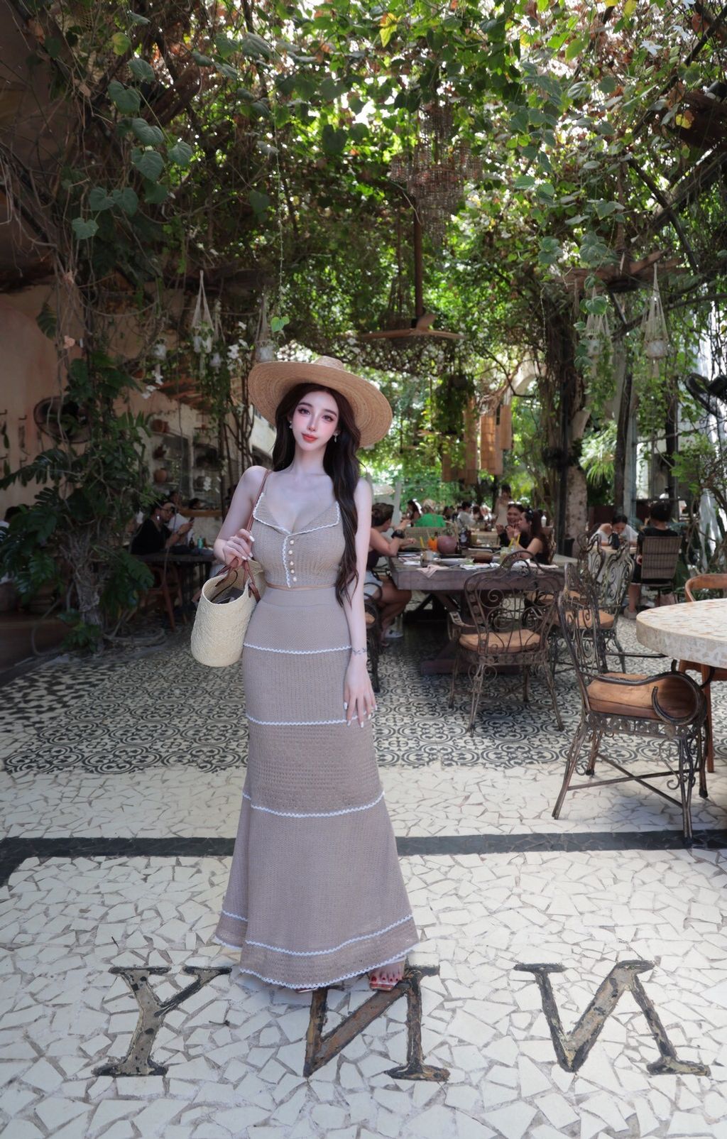 LINE_ALBUM__260504_28