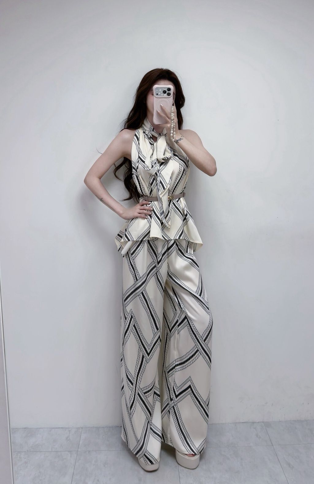 LINE_ALBUM_202658_260508_4