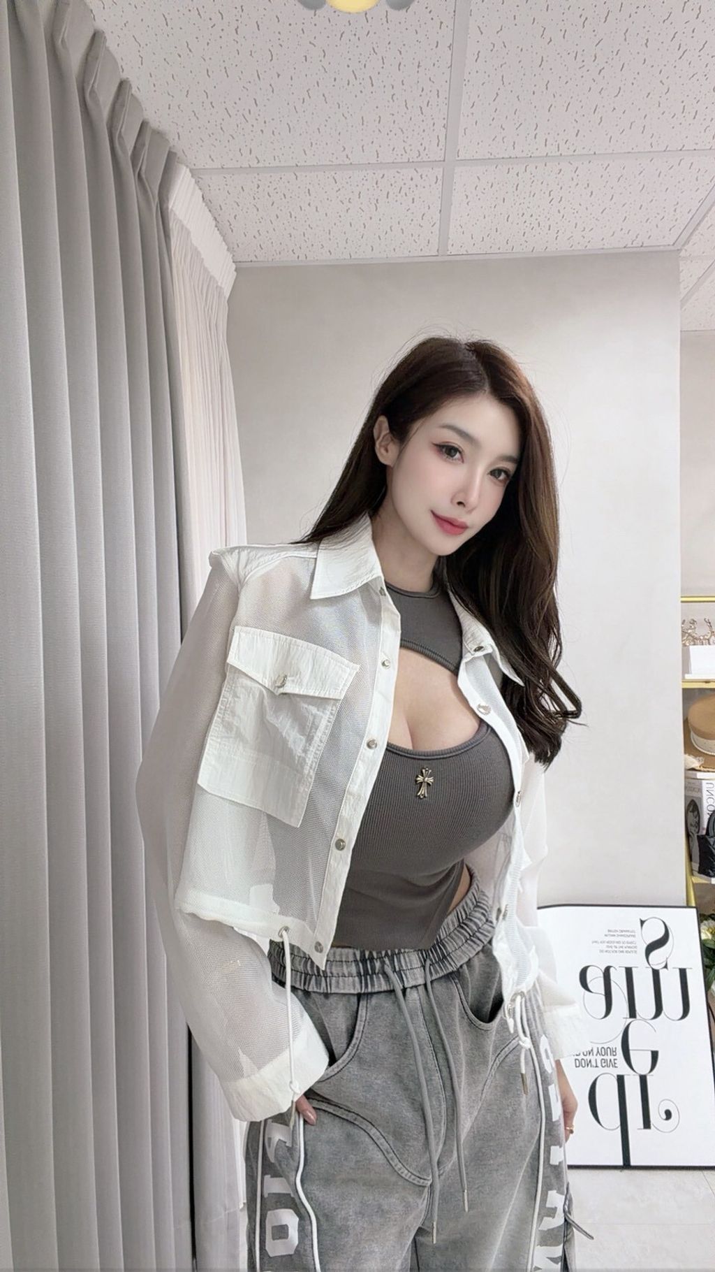 LINE_ALBUM_直播_260522_23